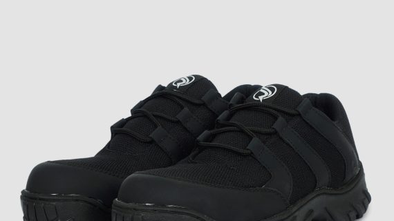 Caiman Black